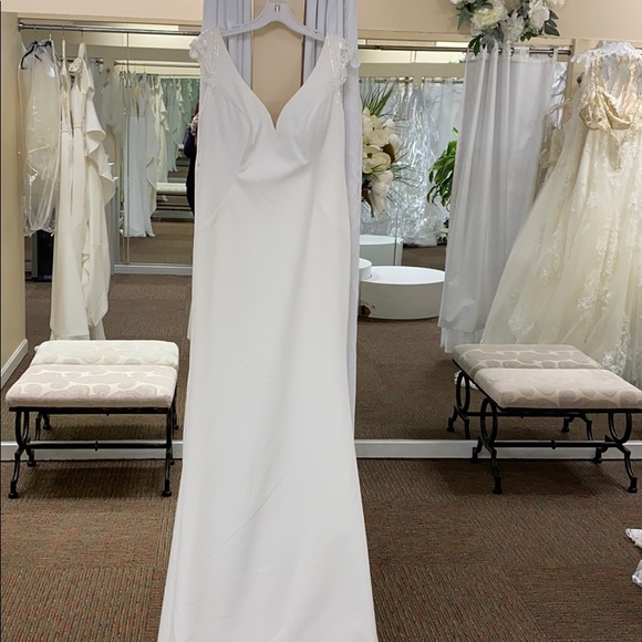 Monica Loretti - Belinda - Picture 3 of 7